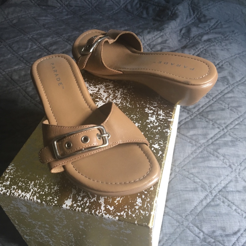 Parade Tan Genuine Leather Slip On’s with Buckle